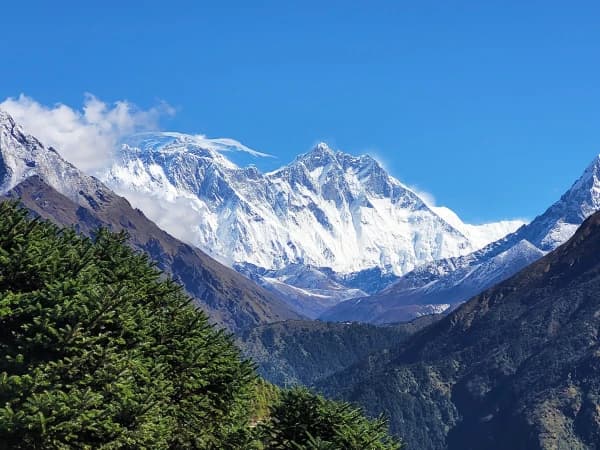 Everest Honymoon View